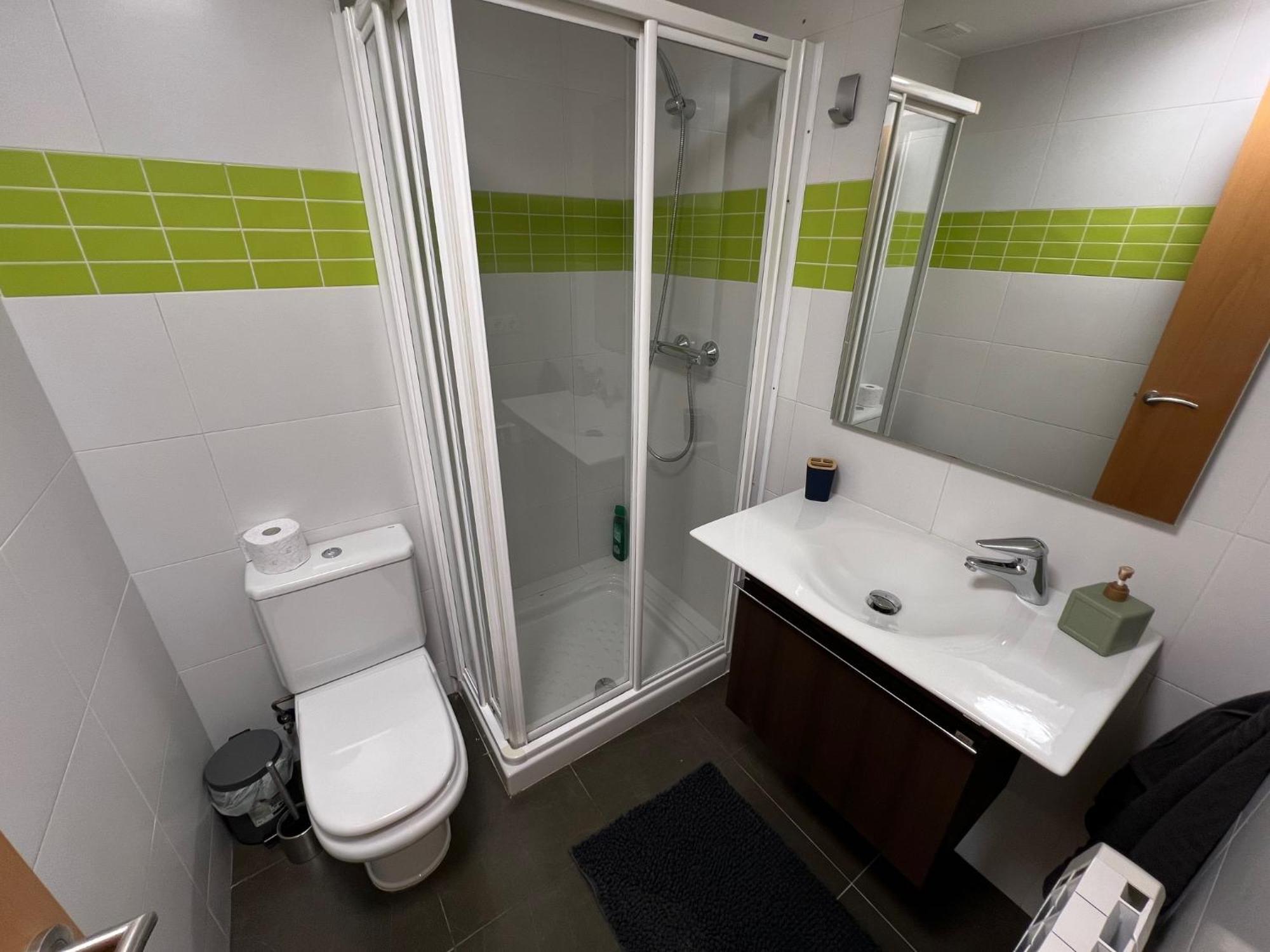 Reformat Al Bergueda 6p Apartment